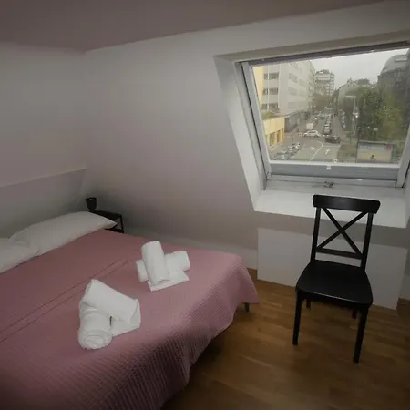 Apartment Bit *