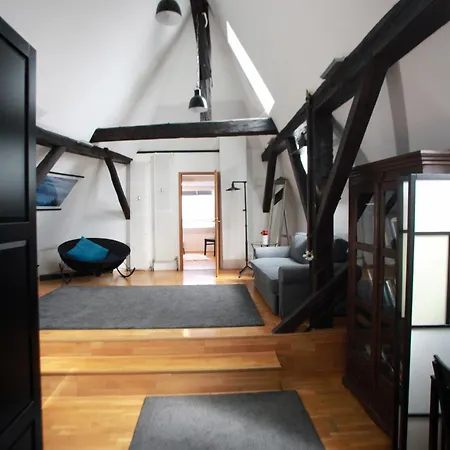 Apartment Bit